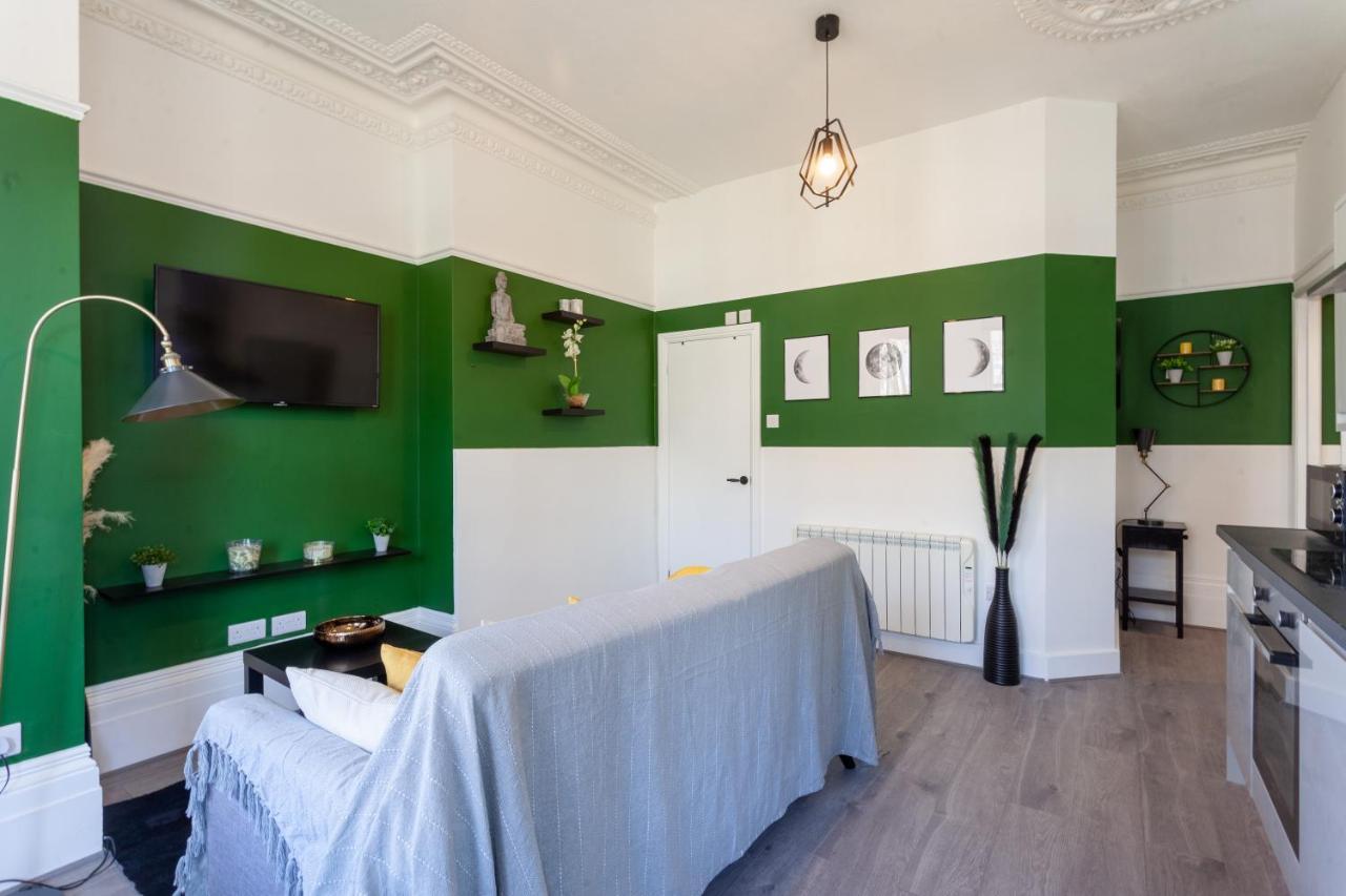 Hove Seaside Getaway Apartments Luaran gambar