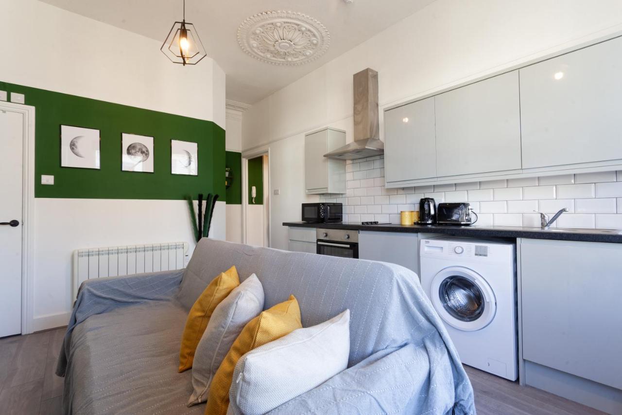 Hove Seaside Getaway Apartments Luaran gambar