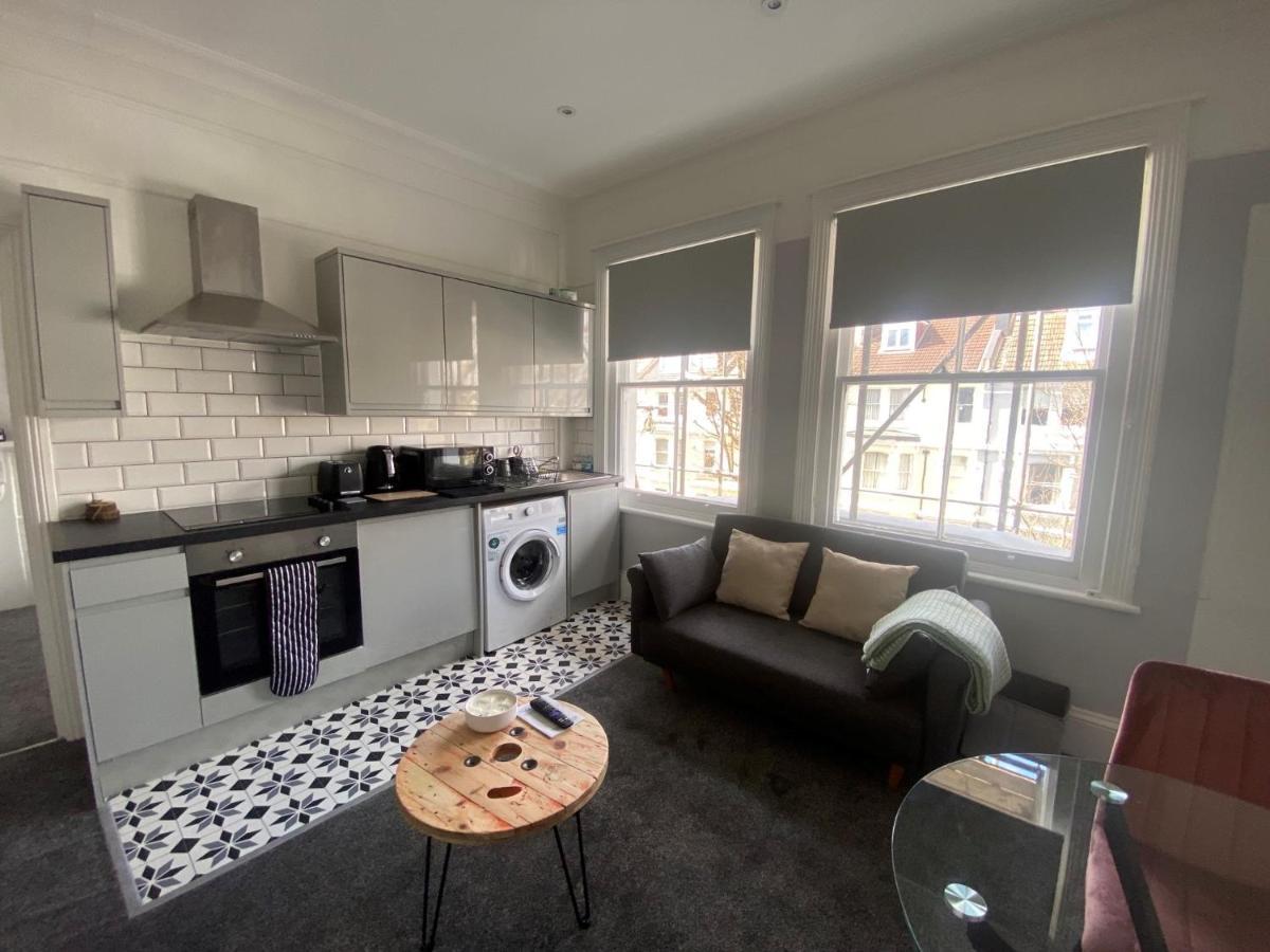Hove Seaside Getaway Apartments Luaran gambar